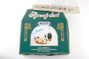 LEŠETICKÝ maso uzeniny - rozvoz zboží z eshopu Praha - Sýrový dort s nivou  Madeta  CZ